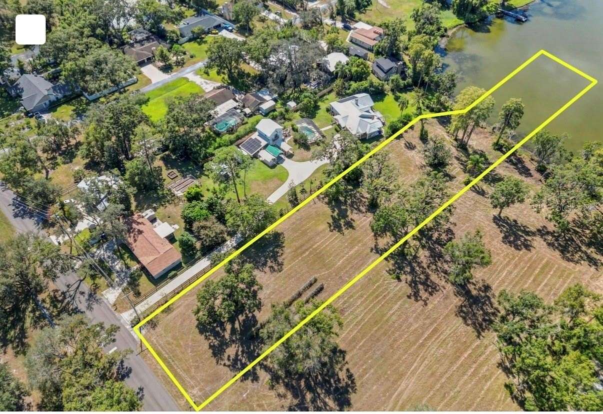 1.2 Acres of Residential Land for Sale in Tampa, Florida