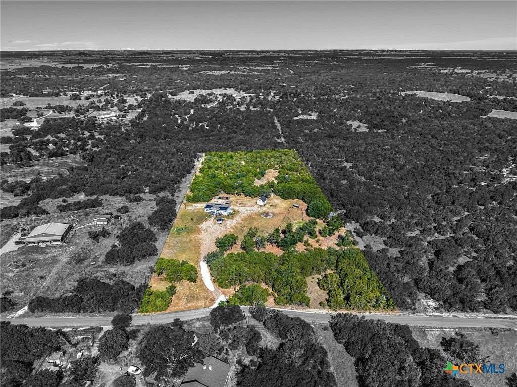 10.1 Acres of Land with Home for Sale in Gatesville, Texas