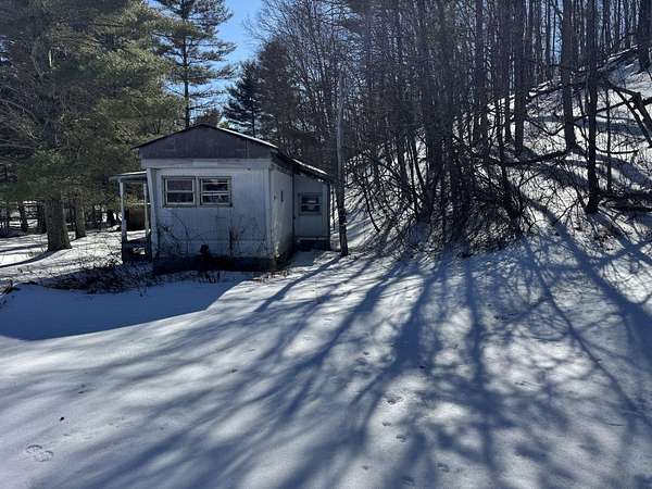 2.73 Acres of Land with Home for Sale in Marlinton, West Virginia