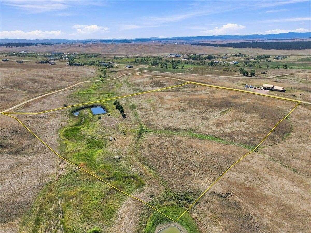 13.8 Acres of Land for Sale in Belle Fourche, South Dakota
