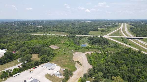 24 Acres of Commercial Land for Sale in Ottumwa, Iowa