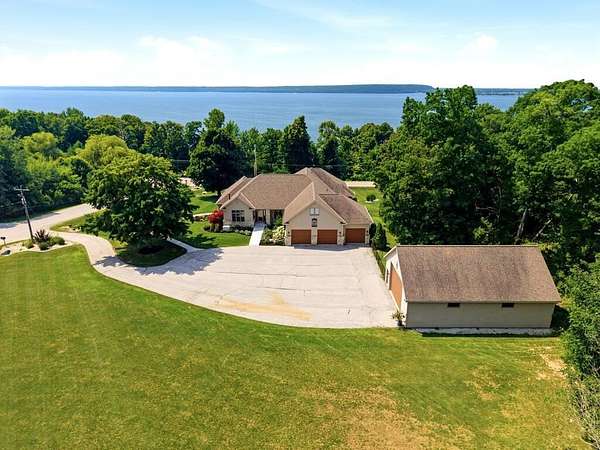3.6 Acres of Land with Home for Sale in Sturgeon Bay, Wisconsin