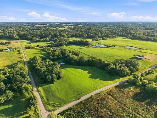 6 Acres of Residential Land for Sale in Lawson, Missouri