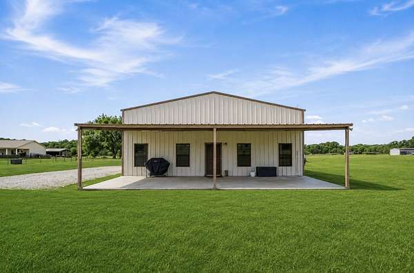 10 Acres of Land with Home for Sale in Granbury, Texas