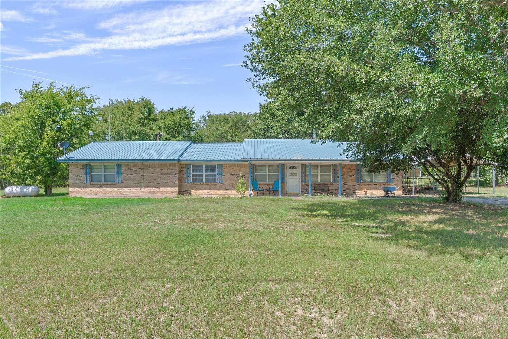 1.69 Acres of Land with Home for Sale in Fruitvale, Texas