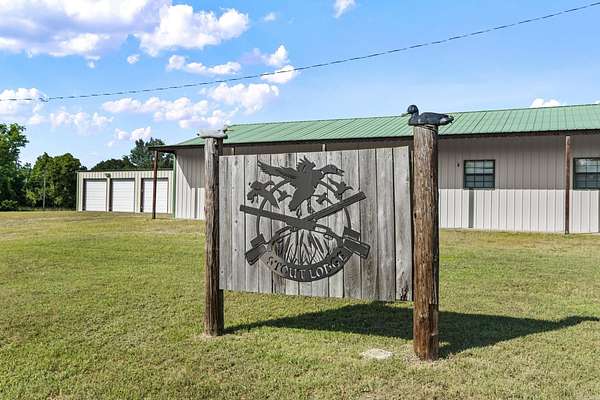 6.47 Acres of Land with Home for Sale in Gregory, Arkansas