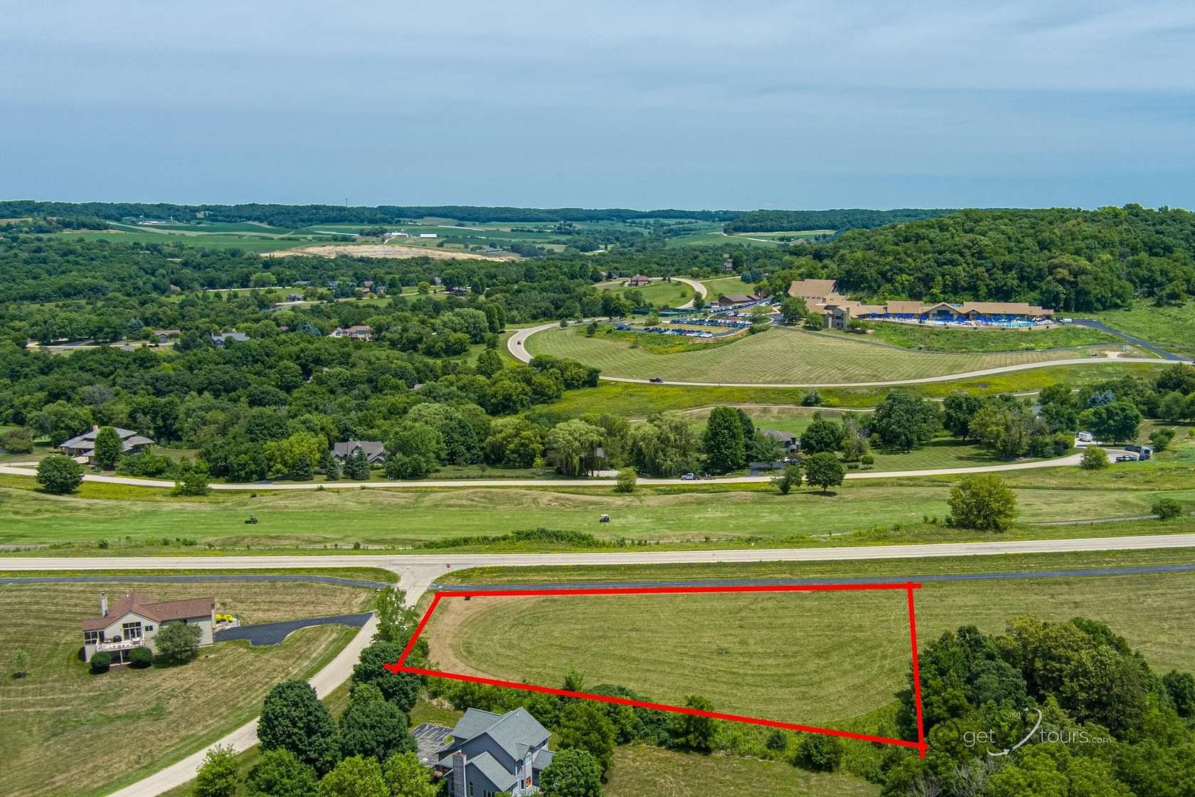 0.86 Acres of Residential Land for Sale in Galena, Illinois