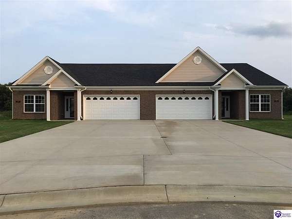 7 Acres of Land with Home for Sale in Vine Grove, Kentucky
