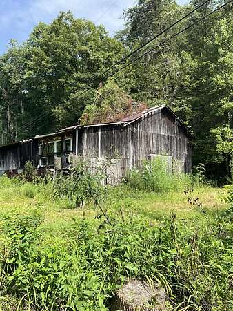 26.3 Acres of Land for Sale in Manchester, Kentucky