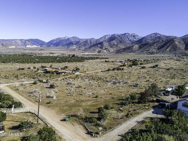 2.49 Acres of Land for Sale in Juniper Hills, California