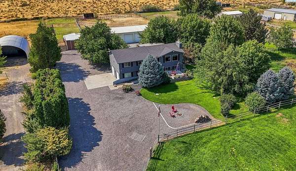 2.78 Acres of Land with Home for Sale in West Richland, Washington
