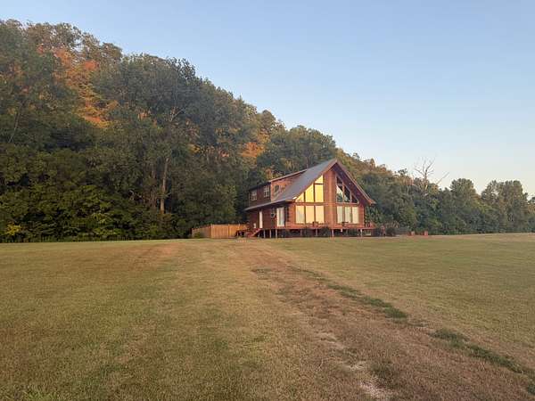 1.8 Acres of Land with Home for Sale in Cushman, Arkansas