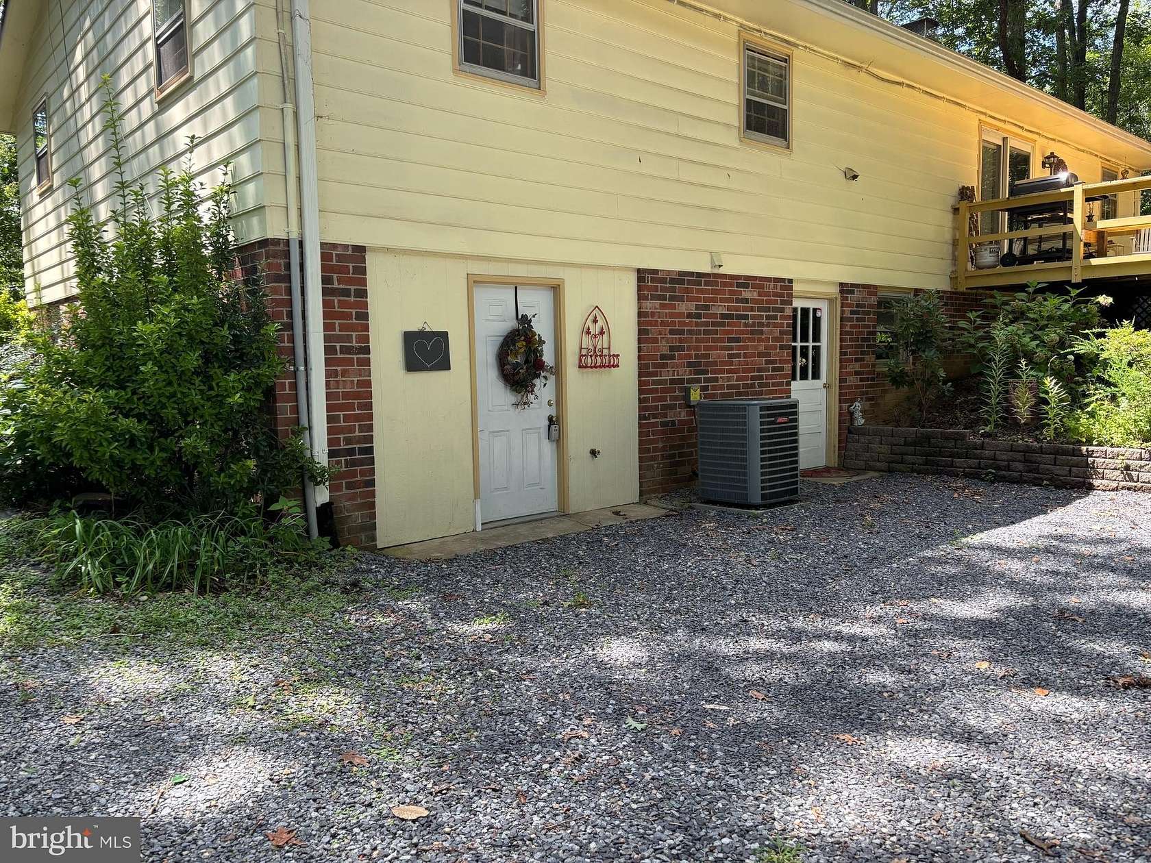 2.56 Acres of Land with Home for Lease in Fredericksburg, Virginia