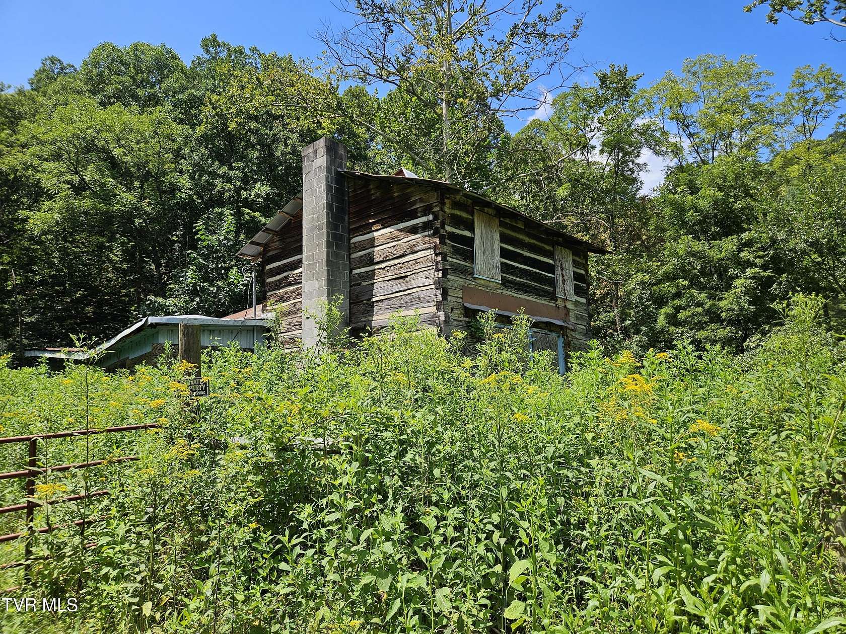3.45 Acres of Land with Home for Sale in Coeburn, Virginia