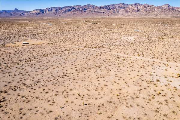 2.35 Acres of Land for Sale in Golden Valley, Arizona
