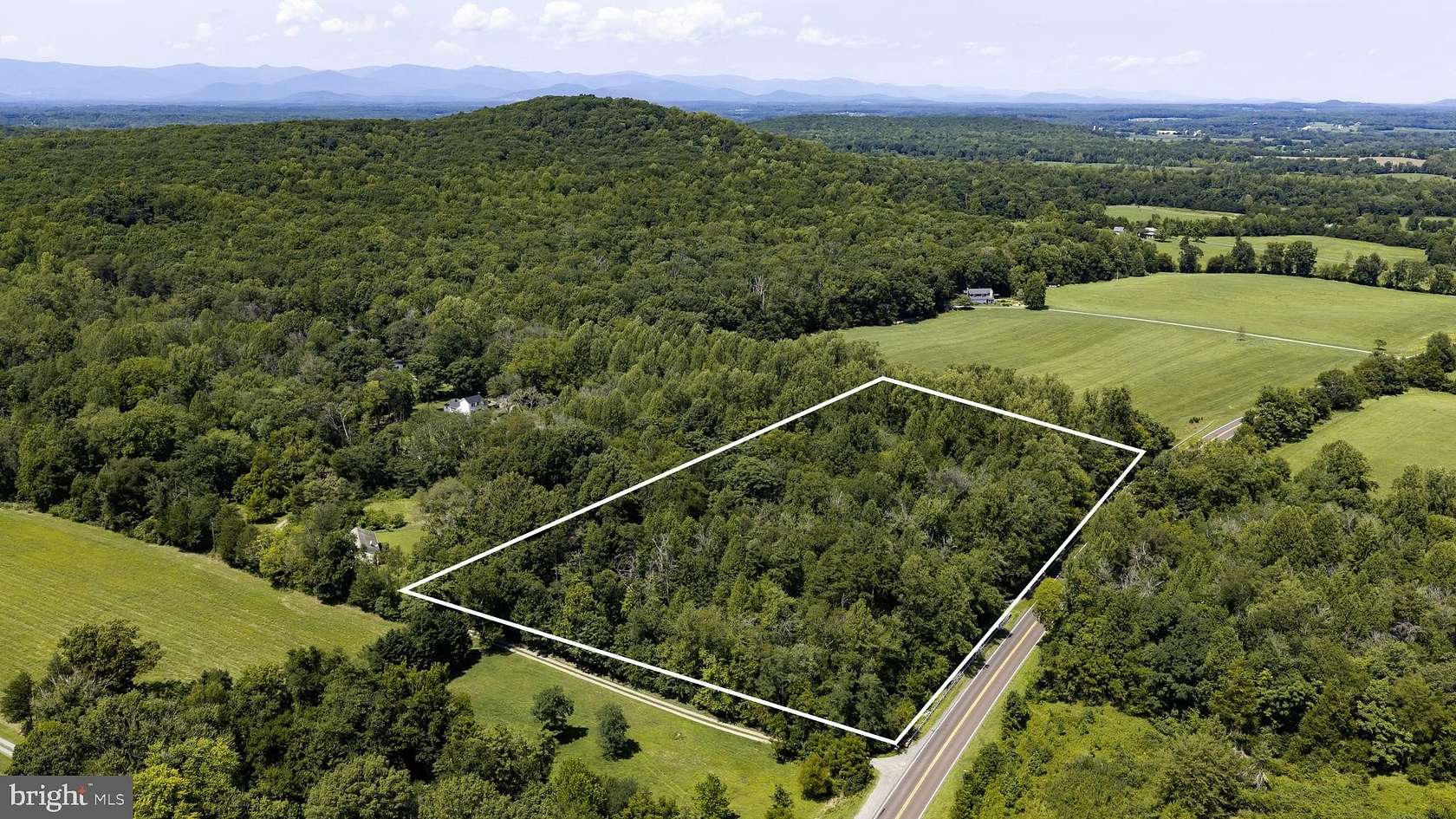 5.8 Acres of Residential Land for Sale in Gordonsville, Virginia