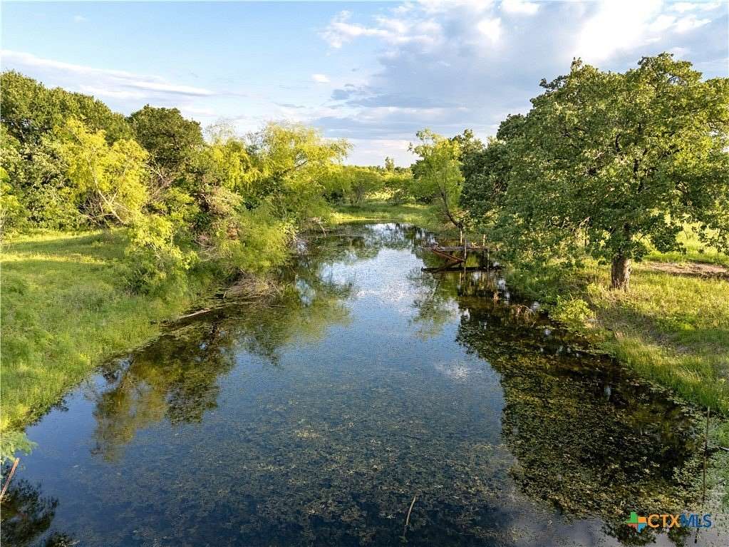 28 Acres of Land for Sale in Axtell, Texas