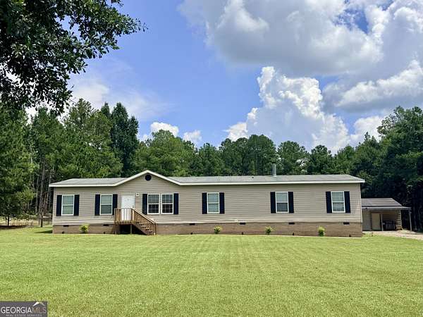 3 Acres of Land with Home for Sale in Harlem, Georgia
