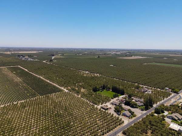 33 Acres of Land for Sale in Ripon, California