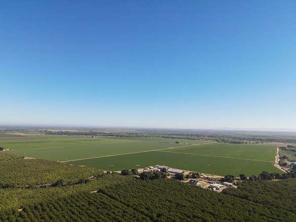 460 Acres of Land for Sale in Patterson, California