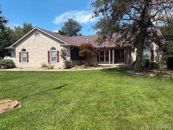 2.3 Acres of Land with Home for Sale in Highland, Illinois