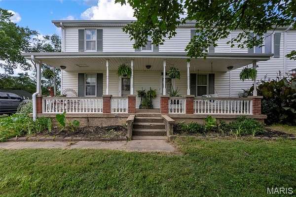 7 Acres of Land with Home for Sale in Cape Girardeau, Missouri