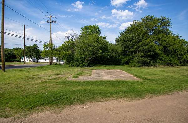 0.09 Acres of Commercial Land for Sale in Dallas, Texas