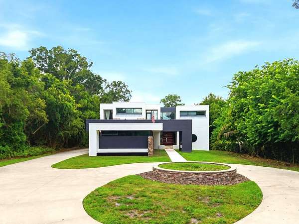 2.4 Acres of Land with Home for Sale in Tampa, Florida