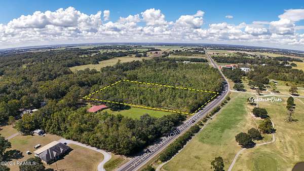 2.6 Acres of Commercial Land for Sale in Abbeville, Louisiana