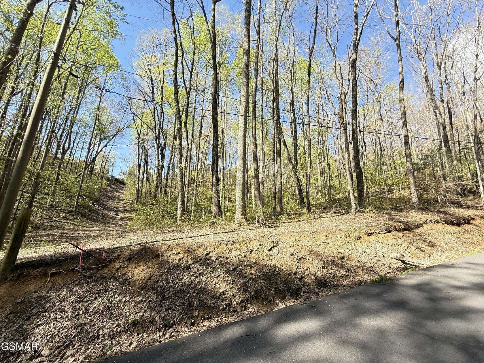 2 Acres of Residential Land for Sale in Gatlinburg, Tennessee