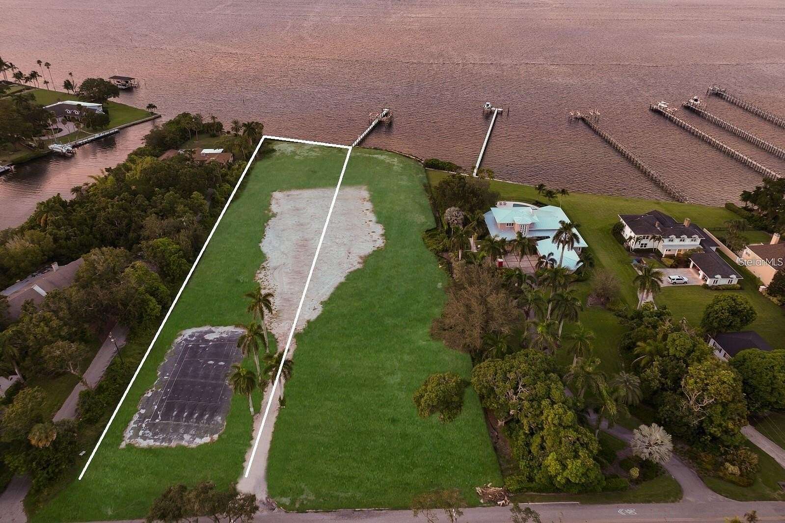1.82 Acres of Residential Land for Sale in Bradenton, Florida