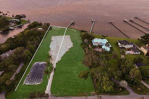 1.82 Acres of Residential Land for Sale in Bradenton, Florida