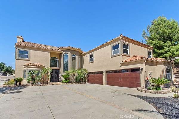 5.1 Acres of Land with Home for Sale in Lake Elsinore, California