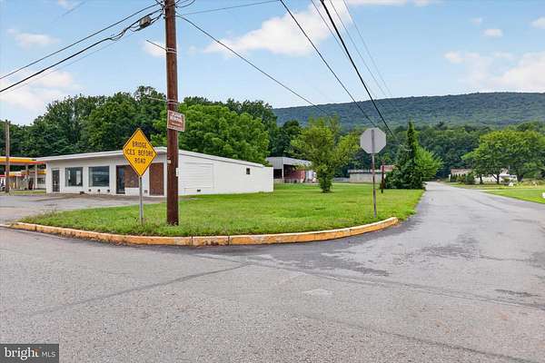 0.09 Acres of Commercial Land for Sale in Lykens, Pennsylvania