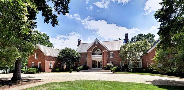 10.5 Acres of Land with Home for Sale in Williamsburg, Virginia