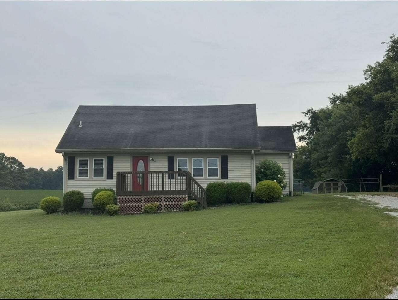 1.59 Acres of Land with Home for Lease in Hopkinsville, Kentucky