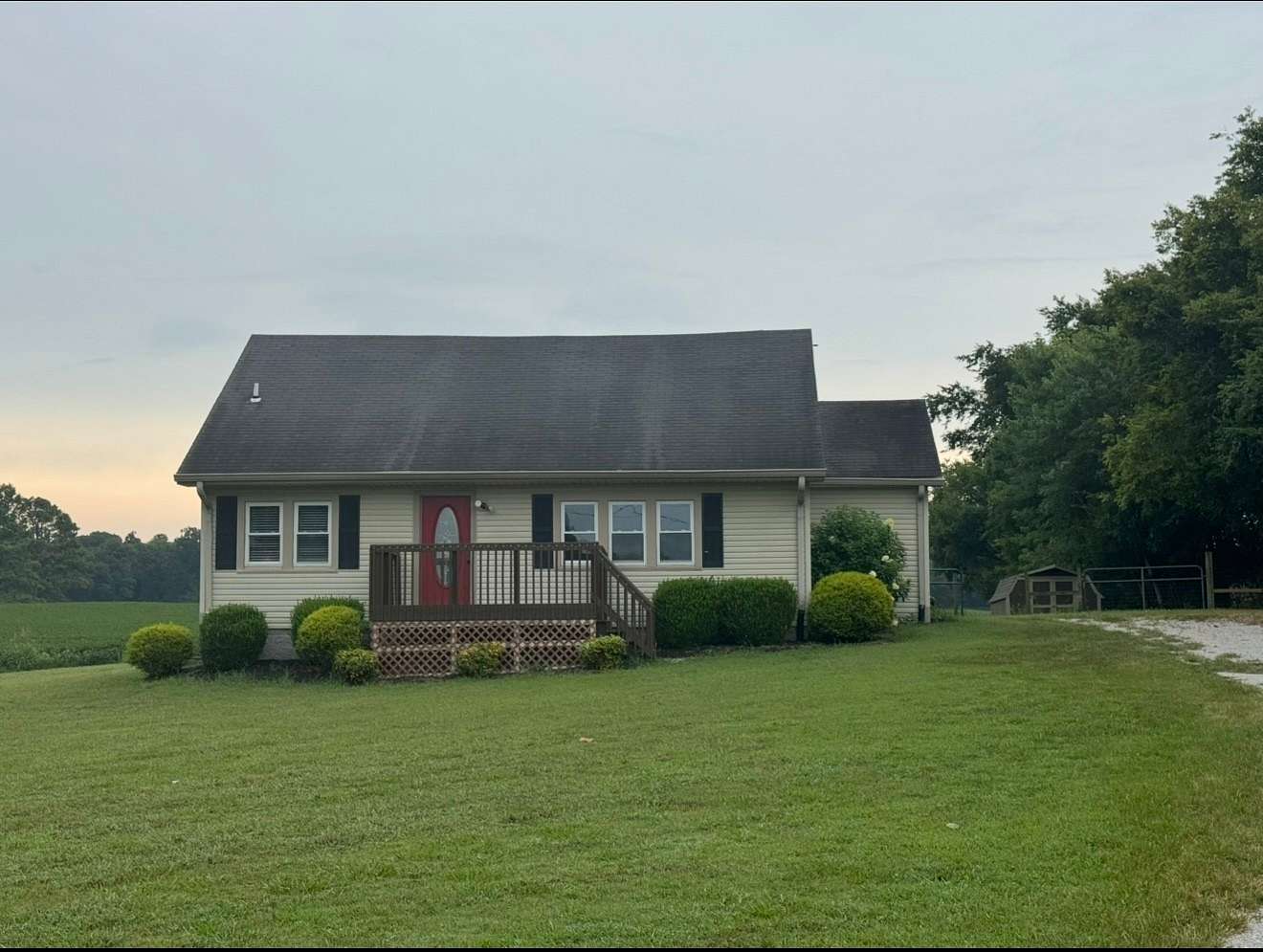 1.59 Acres of Land with Home for Lease in Hopkinsville, Kentucky