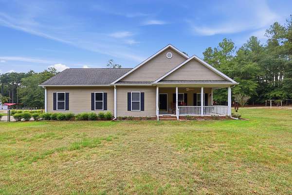 16.3 Acres of Land with Home for Sale in Batesburg-Leesville, South Carolina