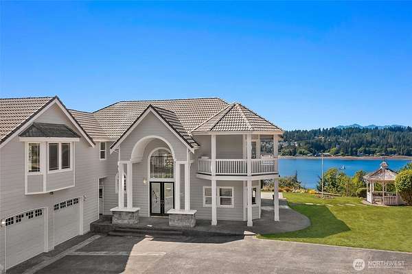 2.15 Acres of Land with Home for Sale in Belfair, Washington