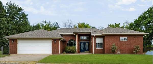 4 Acres of Land with Home for Sale in Van Buren, Arkansas