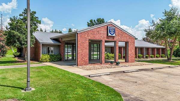 1.5 Acres of Improved Commercial Land for Sale in Oxford, Mississippi