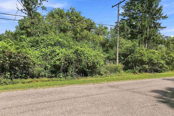 0.82 Acres of Mixed-Use Land for Sale in Wisconsin Rapids, Wisconsin