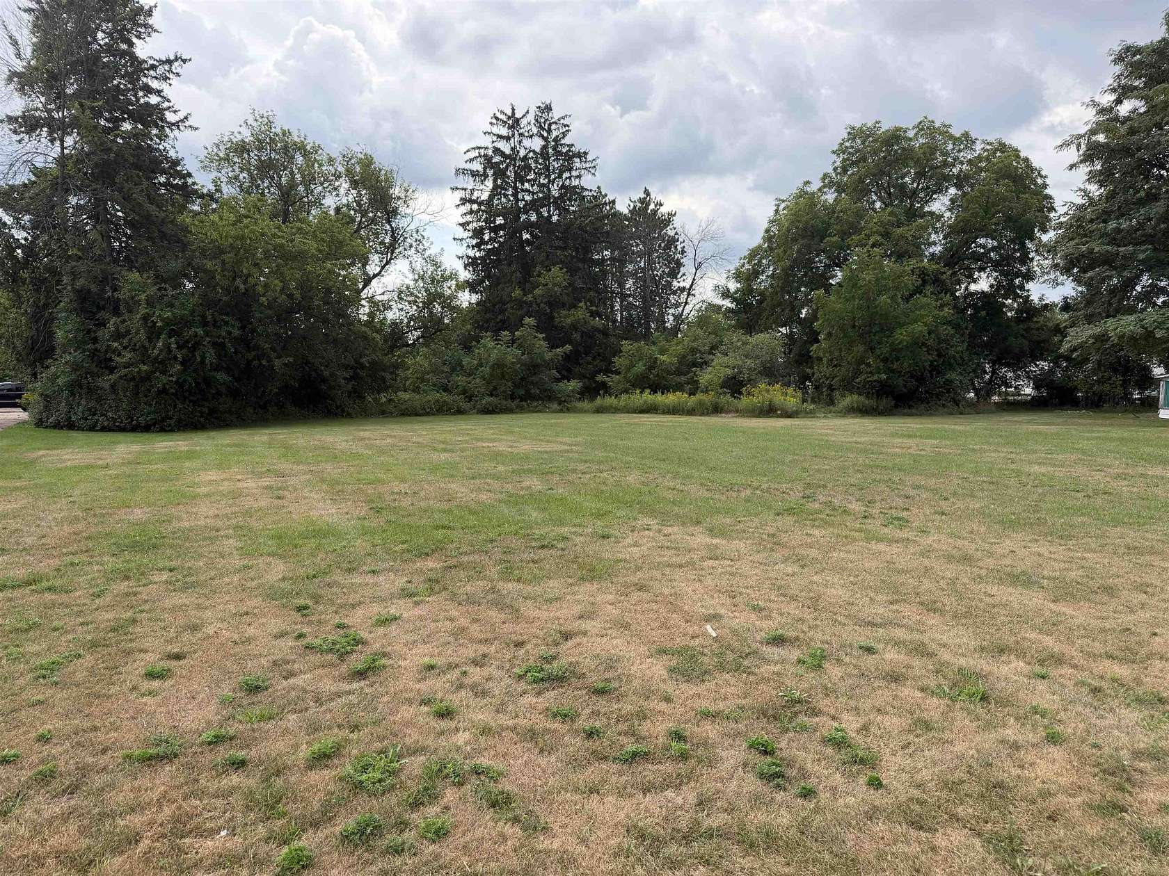 2.86 Acres of Commercial Land for Sale in Wisconsin Rapids, Wisconsin
