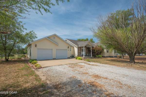 1.54 Acres of Land with Home for Sale in Diamond, Missouri