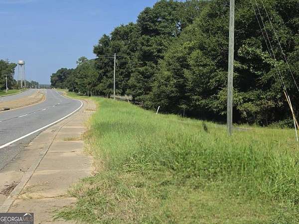 4.52 Acres of Commercial Land for Sale in Hawkinsville, Georgia