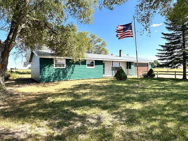 5 Acres of Land with Home for Sale in Burns, Oregon