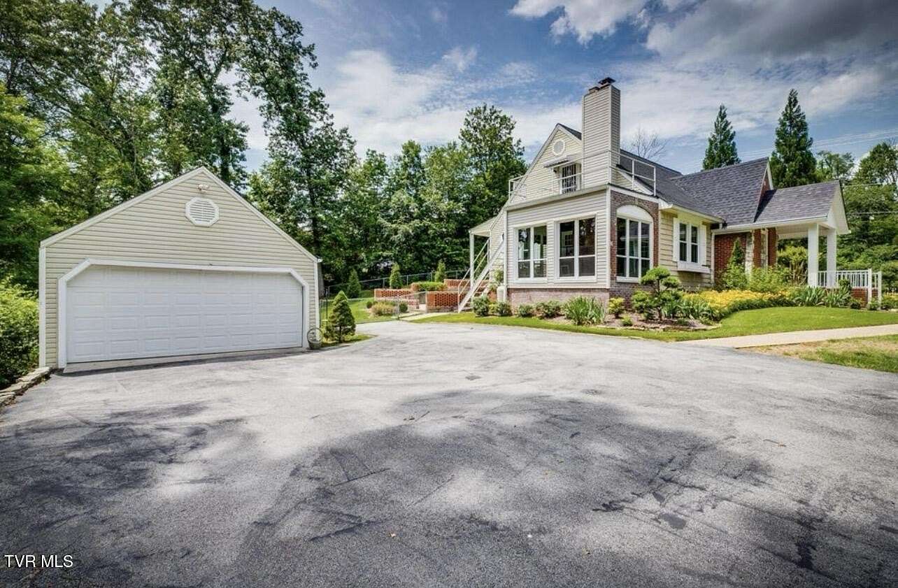 1.7 Acres of Land with Home for Sale in Kingsport, Tennessee