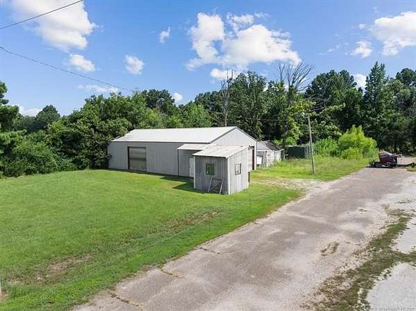 1 Acre of Land for Sale in Idabel, Oklahoma