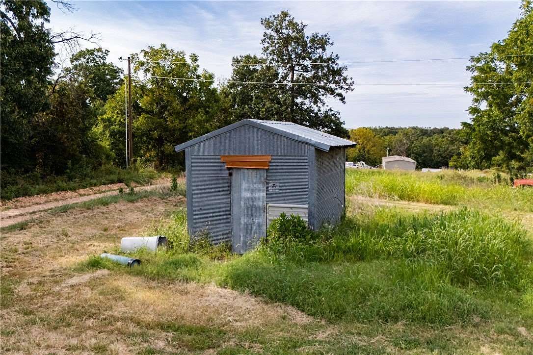 5.25 Acres of Residential Land for Sale in Garfield, Arkansas