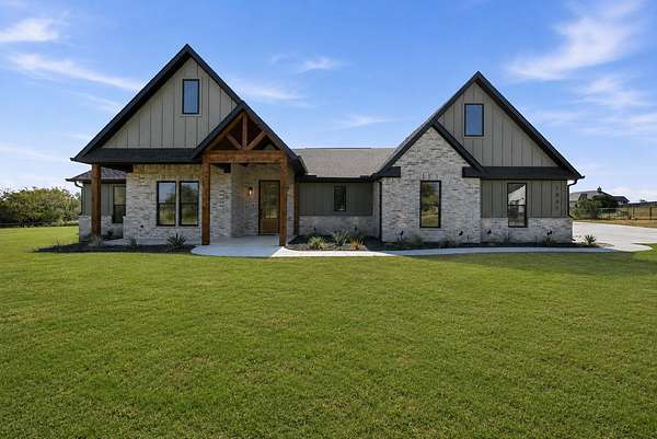 2 Acres of Land with Home for Sale in Weatherford, Texas